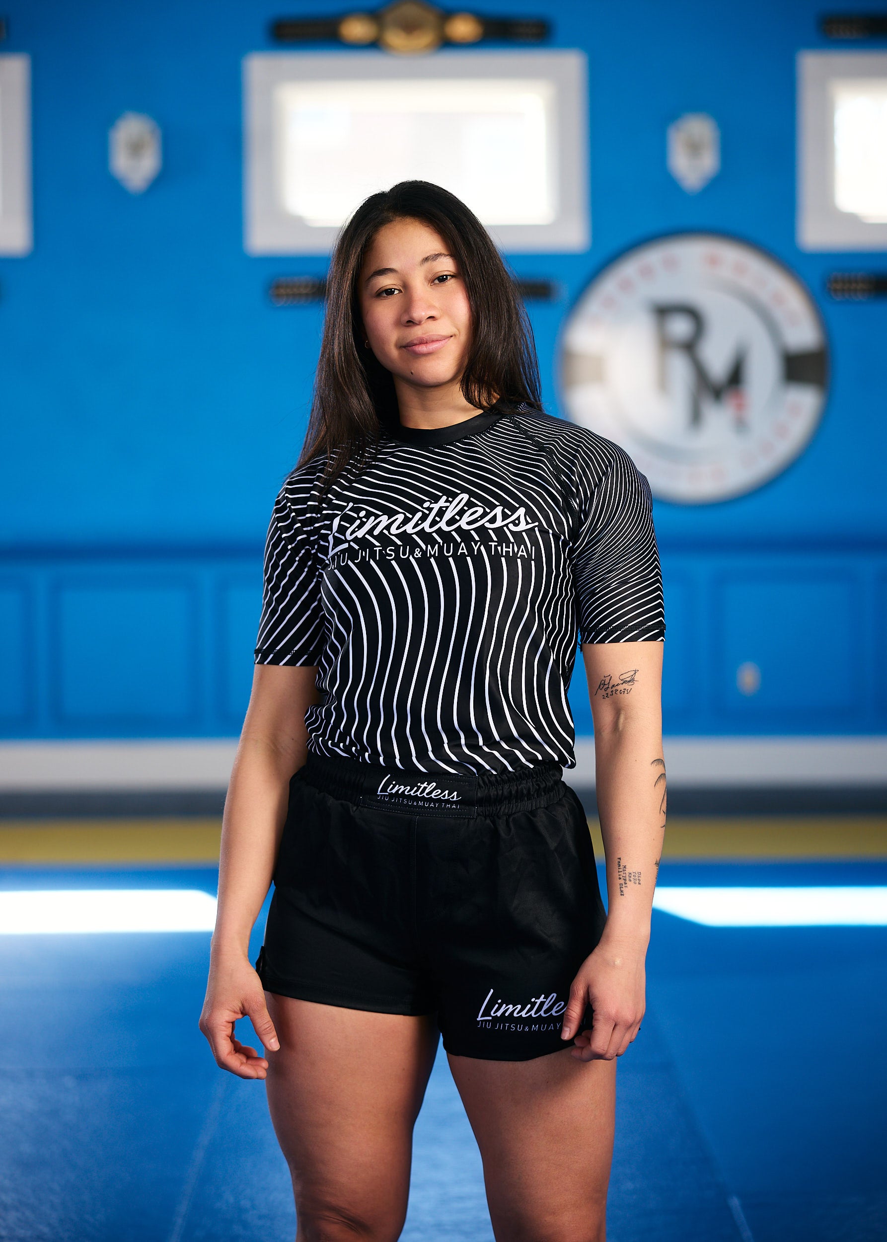 Stealth Unisex White & Black Short Sleeve Rashguard