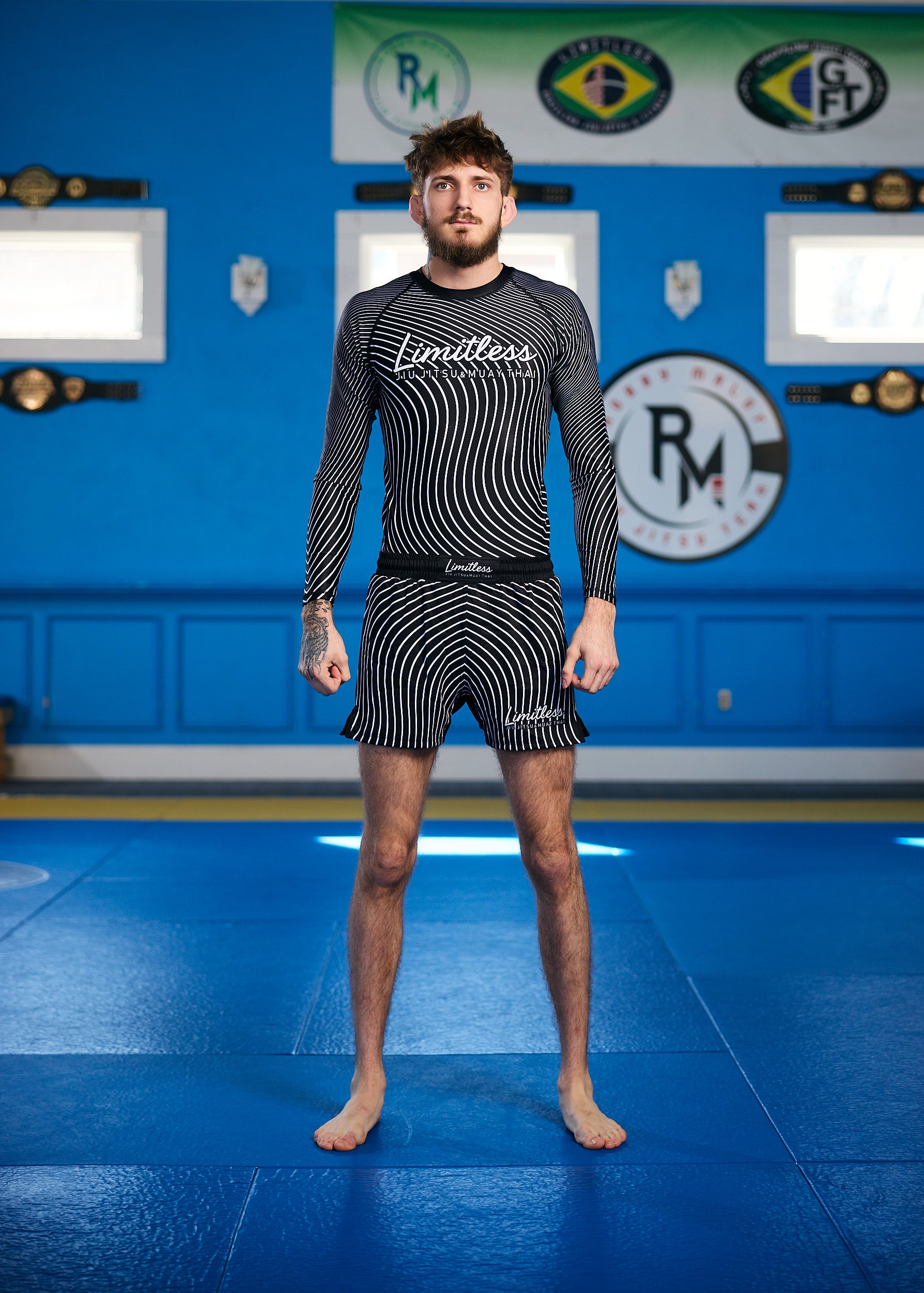 Stealth Unisex White & Black Long Sleeve Rashguard