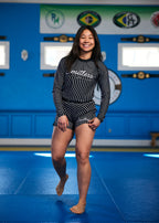 Stealth Unisex White & Black Short